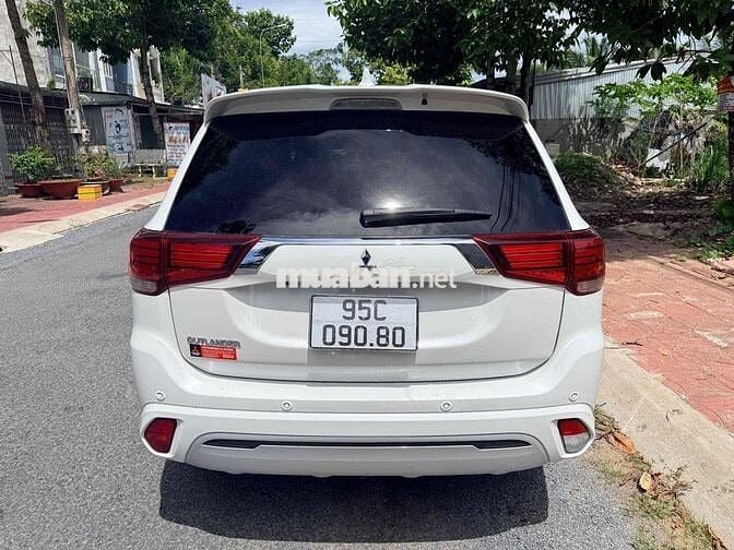 Mitsubishi Outlander 2023 CVT Trắng