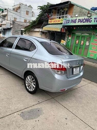 Mitsubishi Attrage  xám Bạc 5 chỗ 152178 km