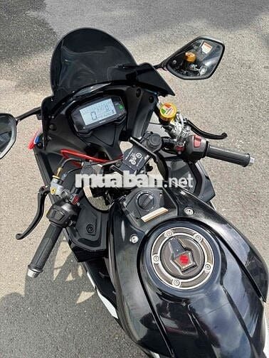 Suzuki GSX R150 2018 odo 15k chính chủ biển 75