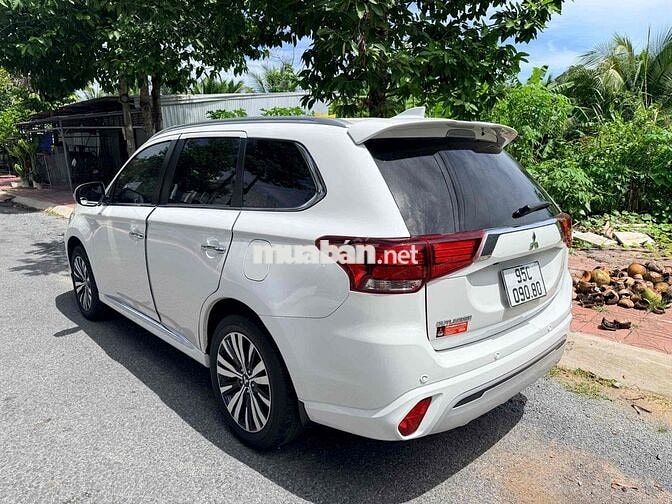 Mitsubishi Outlander 2023 CVT Trắng