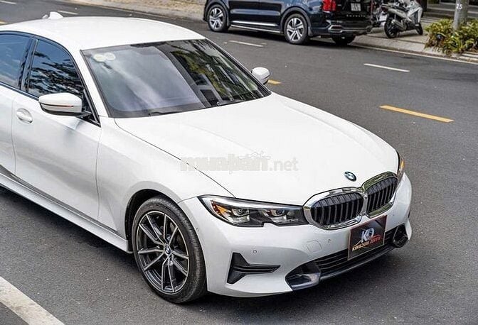 BMW 320i Sport Line 2022 Trắng 38.000 km