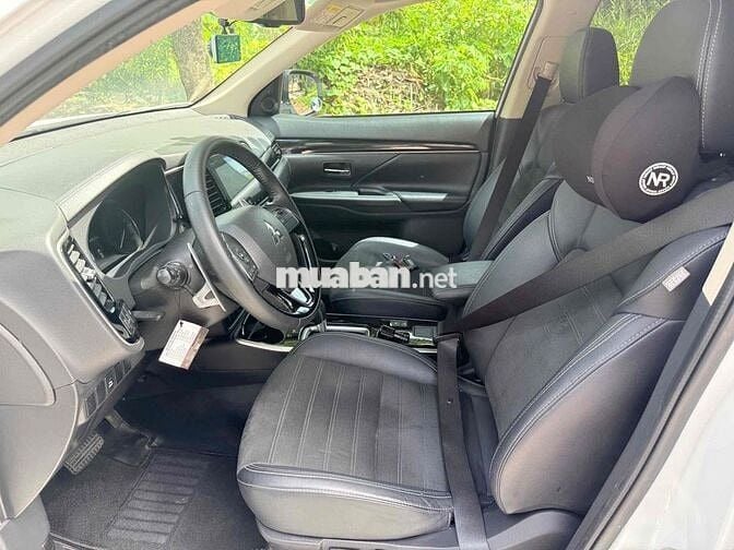 Mitsubishi Outlander 2023 CVT Trắng