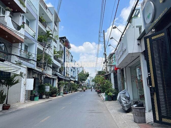 Cho thuê nhà MTKD nhánh Quang Trung P11, DT 4x17m, 4 tấm giá 19tr TL