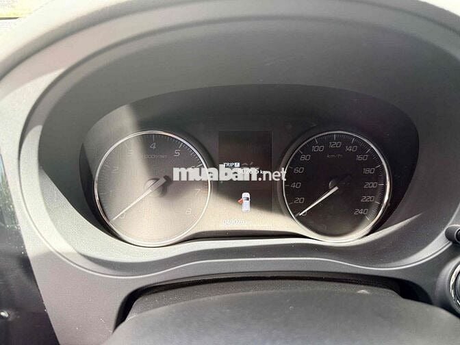 Mitsubishi Outlander 2023 CVT Trắng