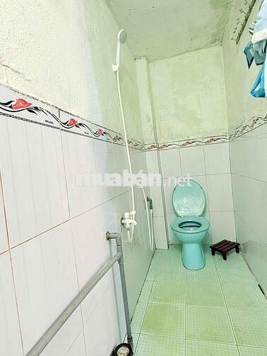 cho thuê phòng hẻm 15 bùi văn ba không gác gần kcx ufm