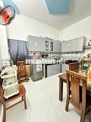 CHÍNH CHỦ BÁN NHÀ ĐẸP VÀO Ở NGAY