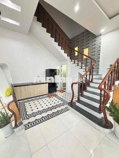 Cho Thuê Nhà 1 Trệt 1 Lầu Góc 2 Mặt Tiền Full Nội Thất KDC Diệu Hiền