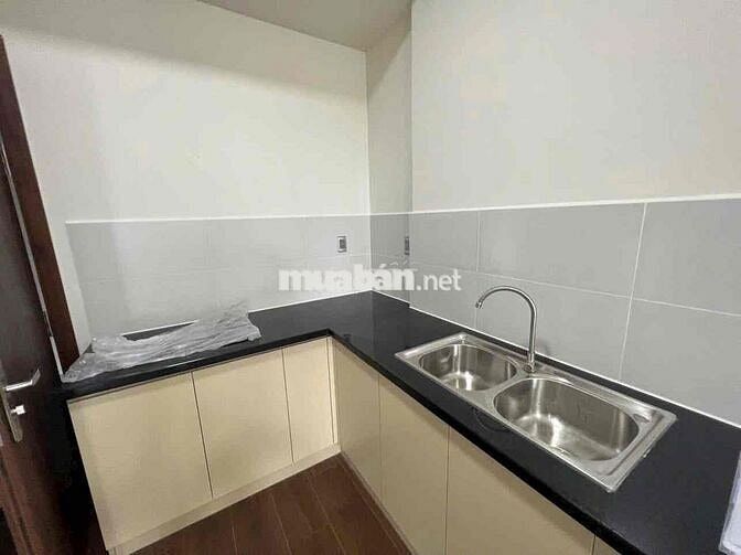 Còn 1 căn Ehome Southgate Waterpoint giá ***, nhà như hình