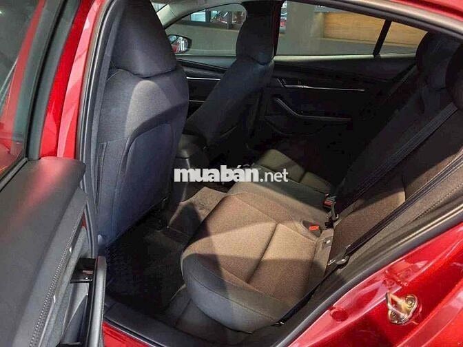 Mazda 3 2026 màu Đỏ