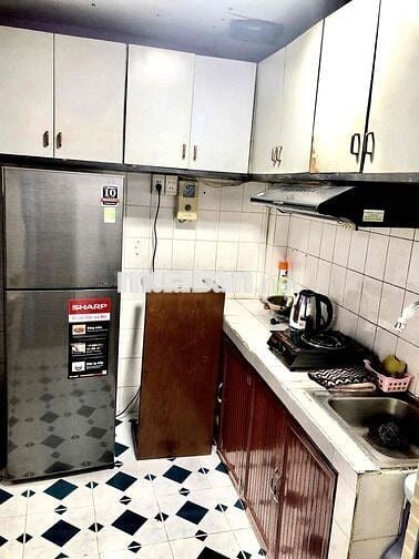Cho thuê nhà NC trệt lầu full nội thất. Nguyễn Văn Cừ .Quận 1