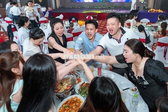 TUYỂN DỤNG NHÂN VIÊN VP THÁNG 6
