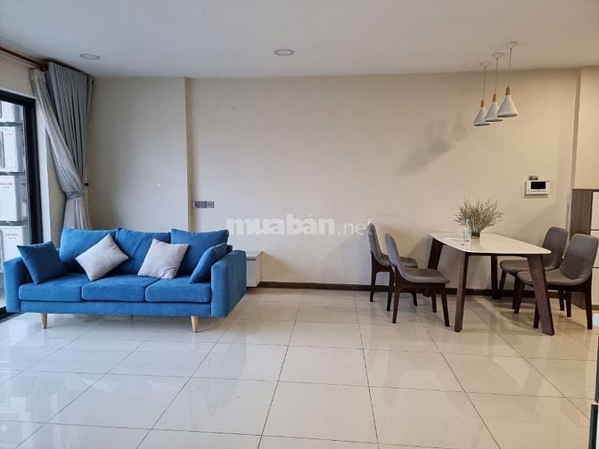 Cho thuê căn hộ 3PN, full nội thất, căn góc view đẹp, giá 21 triệu.