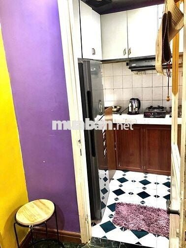 Cho thuê nhà NC trệt lầu full nội thất. Nguyễn Văn Cừ .Quận 1