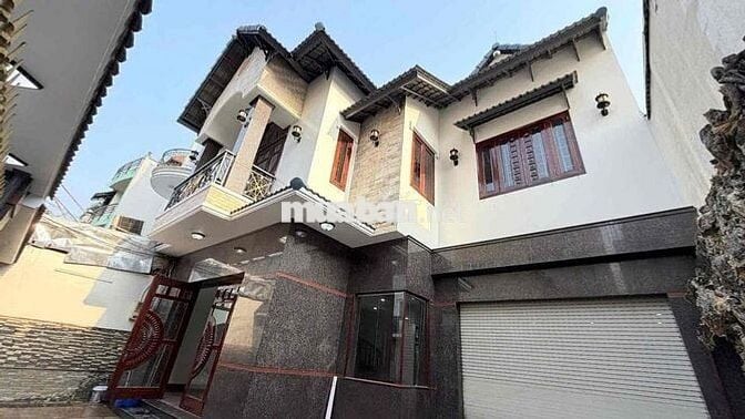 Cho Thuê Biệt Thự View Trực Diện CV Tên Lửa