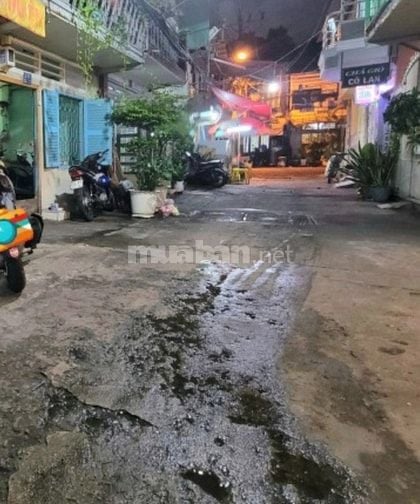 Bán nhà HXH hơn 6m Trần Bình Trọng P1 Q10 ngay chợ hoa đang mở đường.