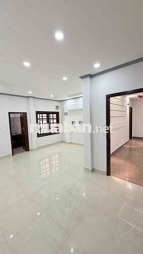 Cho Thuê Biệt Thự View Trực Diện CV Tên Lửa