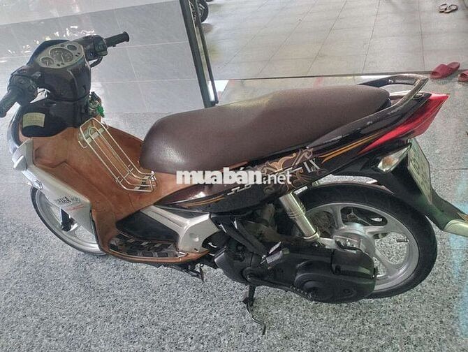 Yamaha Nouvo LX màu Nâu