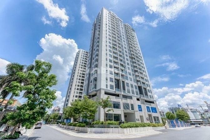 Cho thuê căn hộ 3PN, full nội thất, căn góc view đẹp, giá 21 triệu.