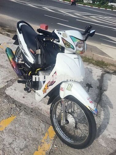 Honda Wave Trắng  mây êm gia re 