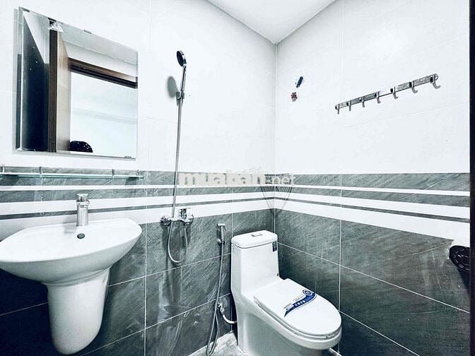Phòng HSSV Giá Rẻ – Ngay Gần Trường Văn Lang – Vào Ở Ngay