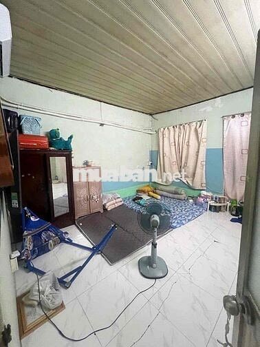 Hàng ngon.hẻm 5m, giá rẻ 4*10 1lầu. 3,7ty