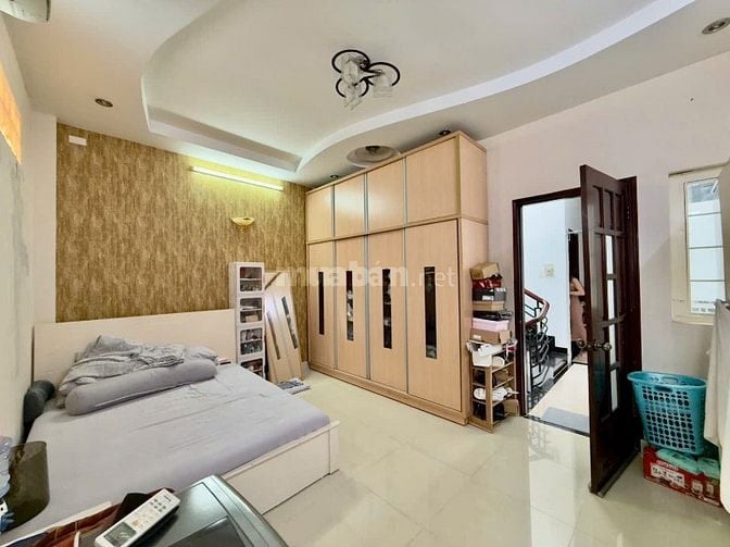 Nhà ngang 5m , 3,5 tấm hẻm xe tải Bà Hom Quận 6