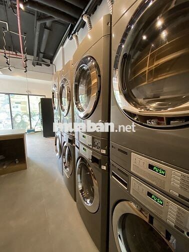 Tuyển NV Pha Chế / Giặt Sấy - Vinhome Grand Park