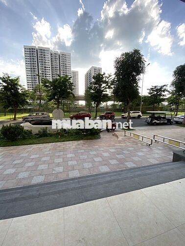 Tuyển NV Pha Chế / Giặt Sấy - Vinhome Grand Park