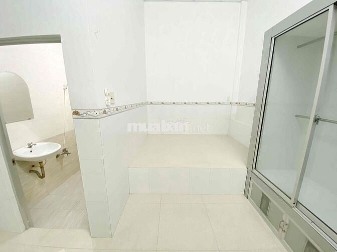 (Chính chủ) Nhà Trục chính kdc Quân Đội 5x18