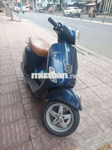 Piaggio Vespa LX 125 Xanh