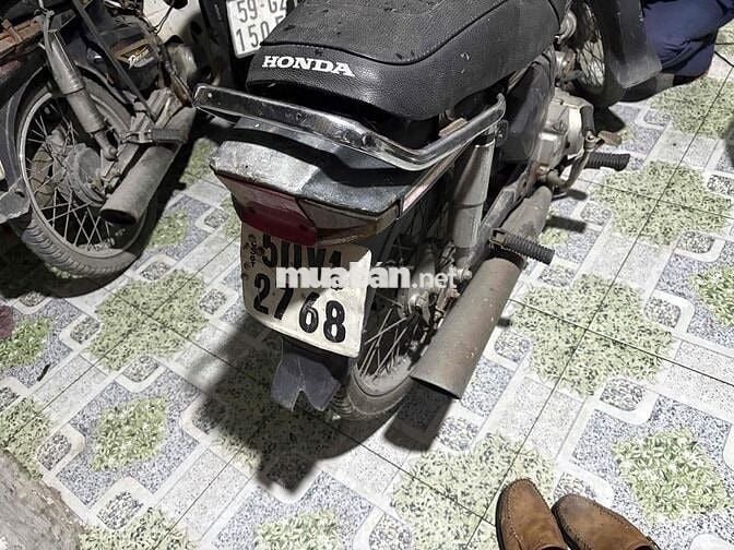 Honda Dream Đen 59L1-2768