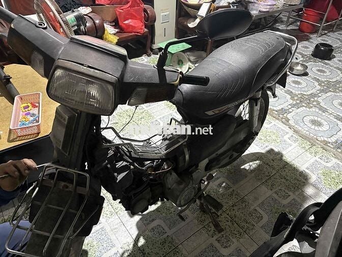 Honda Dream Đen 59L1-2768