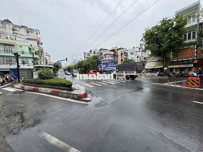 Bán nhà mặt tiền đường Minh Phụng, diện tích lớn