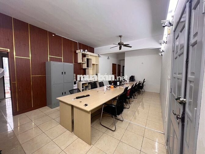 Chính chủ cho thuê căn hộ 137 Nguyễn Ngọc Vũ, 3PN, 90m2, 12tr/tháng