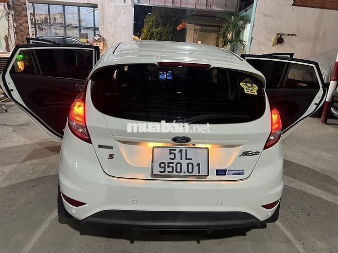 Ford Fiesta 2018 1.0 Trắng Số tự động