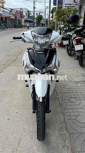 Honda Future fi 2025 Trắng đen ( hỗ trợ góp )
