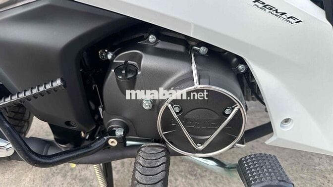 Honda Future fi 2025 Trắng đen ( hỗ trợ góp )