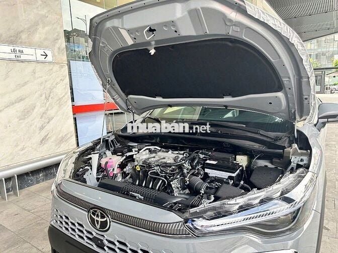 Toyota Corolla Cross 2026 (Xám, Đen) Giao ngay