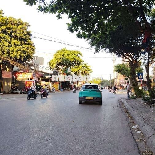 CCMN Cầu Bươu67m Mt5.4m 5t thang máy 15P,vỉa hè,ôtô tránh,kV tiềm năng