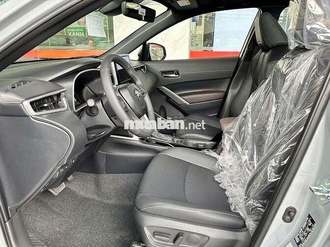 Toyota Corolla Cross 2026 (Xám, Đen) Giao ngay
