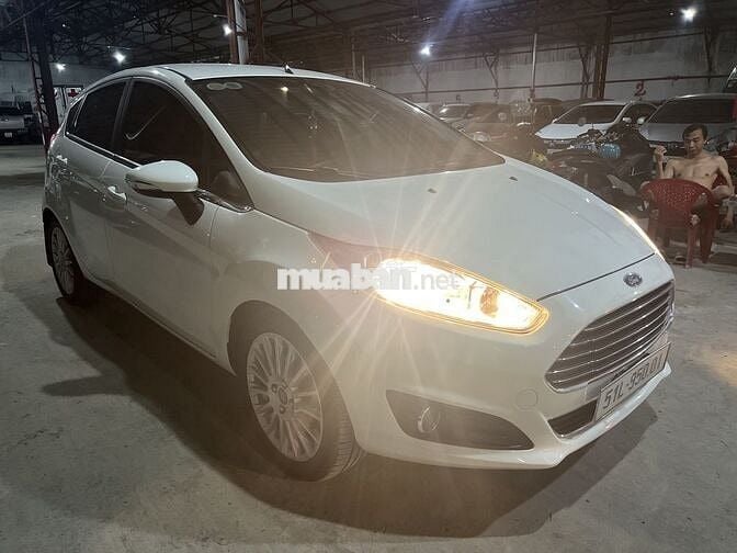 Ford Fiesta 2018 1.0 Trắng Số tự động