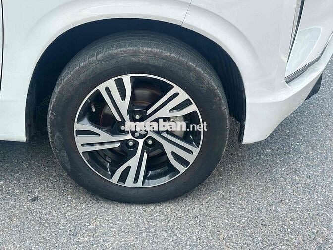 Mitsubishi Xpander 2023 Số sàn 81000 km Trắng