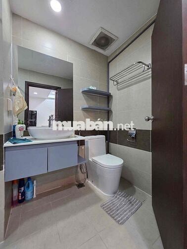 Cho thuê căn hộ 2PN 1WC. chung cư The Botanica. Phường 2 Tân Bình