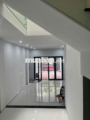 Cần Cho thuê nhà P.TTH.khu Tân Tiến .DT 4 x25 .1 trệt 2 Lầu 4PN 4WS 