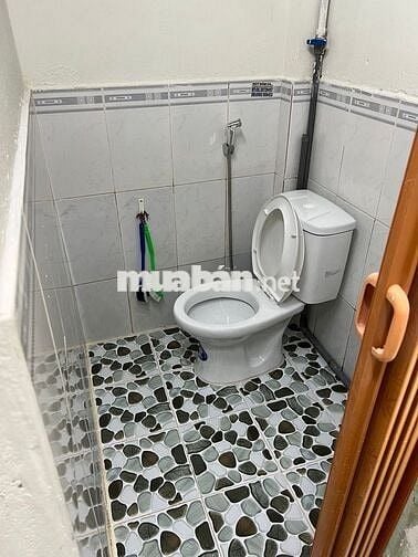 Phòng trọ mặt đất, gần Khu chế xuất
