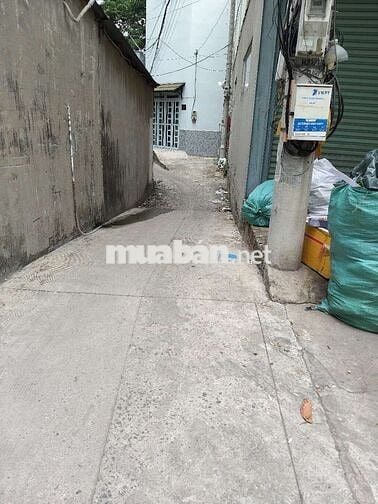BÁN NHÀ Q12 - Ô TÔ ĐẬU CỬA - 2 TẦNG ĐẸP LUNG LINH - DT KHỦNG - GIÁ RẺ 