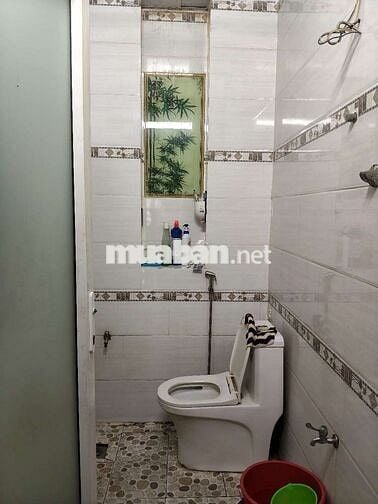 BÁN NHÀ Q12 - Ô TÔ ĐẬU CỬA - 2 TẦNG ĐẸP LUNG LINH - DT KHỦNG - GIÁ RẺ 