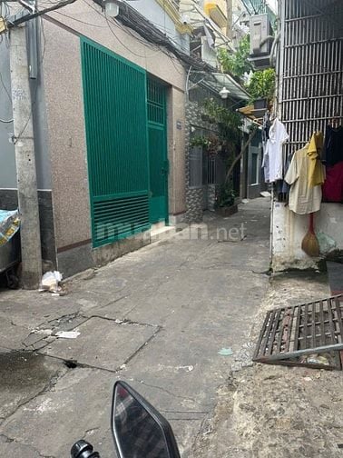 Nhà bán Đường Lạc Long Quân , P9, Q.Tân Bình. 