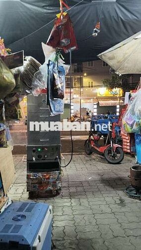 cần người phụ bán tạp hóa và việc nhà 