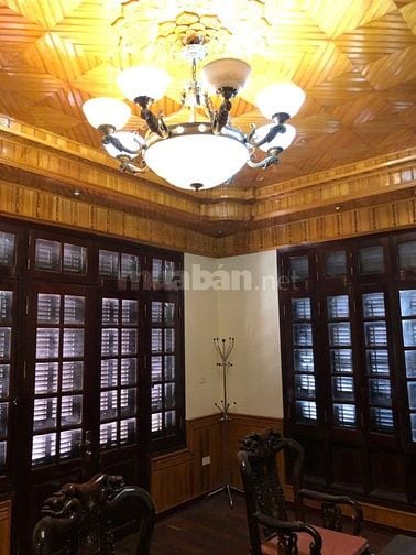 Cho thuê nhà số 44 ngõ 318 Đê La Thành, phường Ô Chợ Dừa, Hà Nội